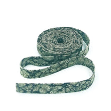 Load image into Gallery viewer, Double Fold 1/2'' Bias Tape Laboratory Composition Black Bias Binding Tim Holtz Halloween