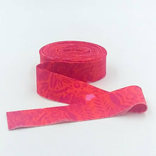 Load image into Gallery viewer, Quilt Binding 1 1/4" Single Fold Bias Love Always, AM Lace Coral Red Anna Maria
