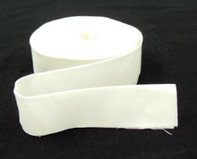 Load image into Gallery viewer, Quilt Binding Confetti Cotton Riley White Single Fold 1 1/4" Binding