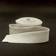 Load image into Gallery viewer, Bias Quilt Binding Linen Blend 1 1/4" Single Fold Binding Natural