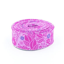 Load image into Gallery viewer, Quilt Binding 1 1/4" Single Fold Bias Love Always, AM Lace Sweet Pink Anna Maria