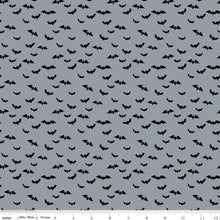 Load image into Gallery viewer, Sophisticated Halloween Bats Fog Gray Half Yards