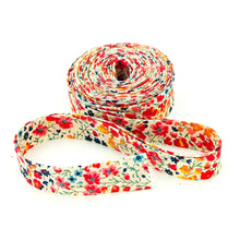 Load image into Gallery viewer, 1/2'' Double Fold Bias Tape Liberty of London Tana Lawn Phoebe (M) 3 Yards