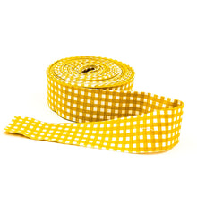 Load image into Gallery viewer, Quilt Binding Mustard and White 1/8'' Checked Single Fold 1 1/4" Quilt Binding Yellow