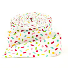 Load image into Gallery viewer, Quilt Binding Gingerbread Kisses Sprinkles White 1 1/4" Wide Single Fold