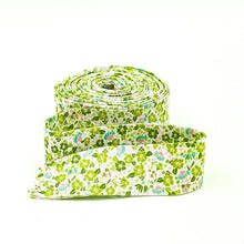 Load image into Gallery viewer, Floral Quilt Binding Summer Skies Floral, 1 1/4" Single Fold