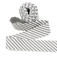 Load image into Gallery viewer, Bias Quilt Binding Gray and White 1/8'' Stripe 1 1/4" Single Fold