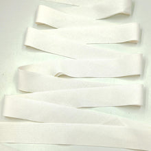 Load image into Gallery viewer, Bias Quilt Binding Cloud White 1 1/4" Single Fold