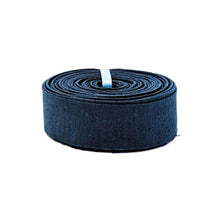 Load image into Gallery viewer, Quilt Binding Chambray Shot Cotton Cosmos Blue 1 1/4" Single Fold