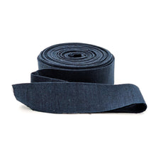 Load image into Gallery viewer, Quilt Binding Chambray Shot Cotton Cosmos Blue 1 1/4" Single Fold