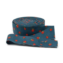 Load image into Gallery viewer, Quilt Binding Serendipity 2 Strawberries Stargazer Blue 1 1/4" Single Fold