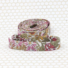 Load image into Gallery viewer, Double Fold Bias Tape 1/2'' Liberty of London Tana Lawn Margaret Annie Pink