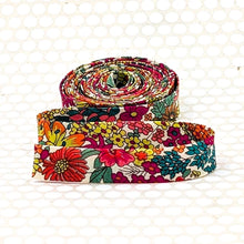 Load image into Gallery viewer, Double Fold Bias Tape 1/2'' Liberty of London Tana Lawn Margaret Annie Tropical