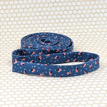 Load image into Gallery viewer, Double Fold 1/2'' Bias Tape Tiny Flags Red White Blue Patriotic Binding