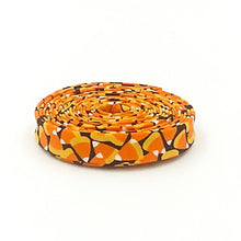 Load image into Gallery viewer, Double Fold Bias Tape 1/2'' Pumpkin Teeth Black Boolicious Maude Asbury