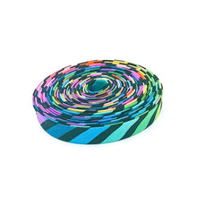 Load image into Gallery viewer, Double Fold Bias Tape 1/2&#39;&#39; Make Rainbow Stripe Black Bias Binding
