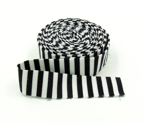 Quilt Binding Black and White 1/4'' Stripe 1 1/4" Single Fold Binding