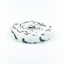 Load image into Gallery viewer, Double Fold Bias Tape 1/2'' Bats White Black Halloween Bias Binding
