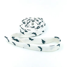 Load image into Gallery viewer, Double Fold Bias Tape 1/2'' Bats White Black Halloween Bias Binding
