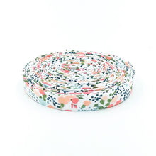 Load image into Gallery viewer, Double Fold Bias Tape 1/2&#39;&#39; A Day In The Life Floral Ivory White Bias Binding
