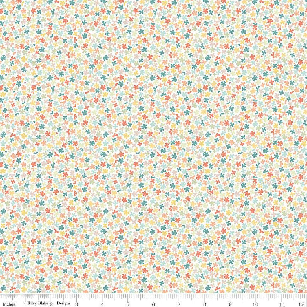 Sunshine and Sweet Tea Sweet Alyssum White Half Yard Fabric