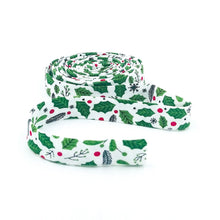 Load image into Gallery viewer, Double Fold Bias Tape 1/2'' The Christmas Magic Holly White Bias Binding
