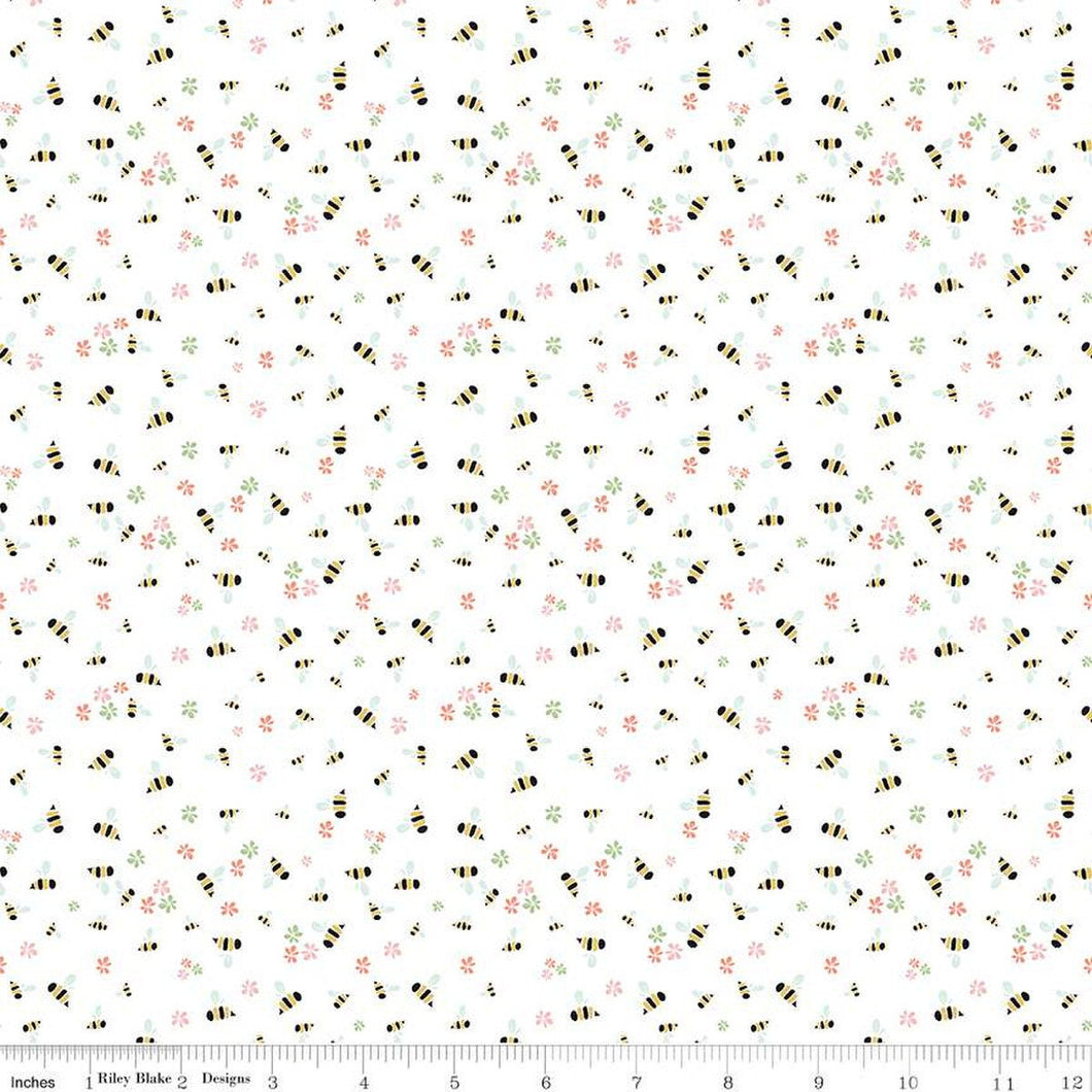 Clover Farm Bees White Half Yard Fabric