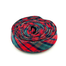 Load image into Gallery viewer, Double Fold Bias Tape 1/2'' Christmas Plaid Red Green Bias Binding
