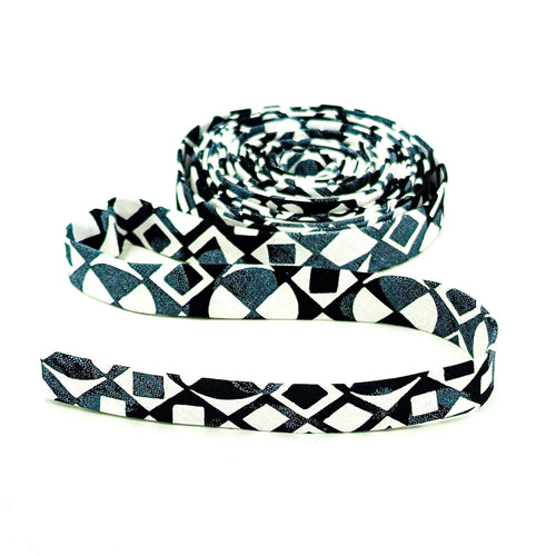Double Fold 1/2'' Bias Tape Black and White Musical Vivo Monochrome Katie Pasquini Masopust Free Spirit Fabrics