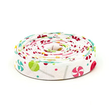 Load image into Gallery viewer, Double Fold Bias Tape 1/2&#39;&#39; Candies and Dots White Christmas
