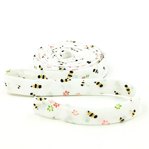 Double Fold 1/2'' Bias Tape Clover Farm Bumble Bees White Bias Binding