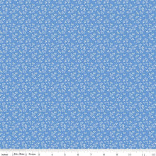 Load image into Gallery viewer, Penelope Blue Half Yard My Mind&#39;s Eye
