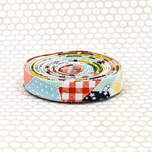 Load image into Gallery viewer, Double Fold 1/2'' Bias Tape Hexy Quilt
