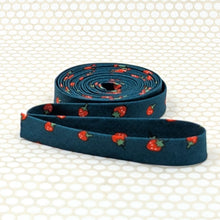 Load image into Gallery viewer, Double Fold 1/2'' Bias Tape Strawberries Stargazer Blue
