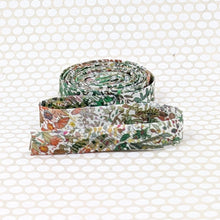 Load image into Gallery viewer, Double Fold Bias Tape 1/2'' Liberty of London Tana Lawn Fields of Eden Green
