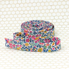 Load image into Gallery viewer, Double Fold Bias Tape 1/2'' Liberty of London Tana Lawn Classic Garden
