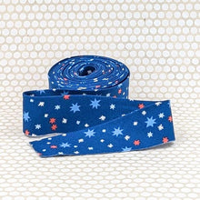 Load image into Gallery viewer, Bias Quilt Binding Tiny Flags Red White Blue 1 1/4" Single Fold
