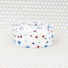 Load image into Gallery viewer, Bias Quilt Binding Firecracker Stars White 1 1/4" Single Fold

