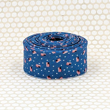 Load image into Gallery viewer, Bias Quilt Binding Tiny Flags Red White Blue 1 1/4" Single Fold
