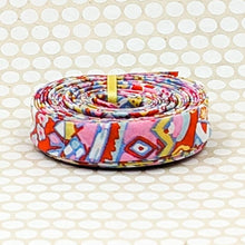 Load image into Gallery viewer, Double Fold Bias Tape 1/2'' Liberty of London Tana Lawn Geometric Pink
