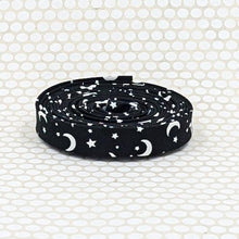 Load image into Gallery viewer, Double Fold 1/2'' Bias Tape Moon Stars Black White Binding
