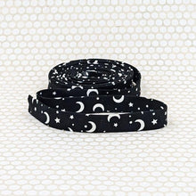 Load image into Gallery viewer, Double Fold 1/2'' Bias Tape Moon Stars Black White Binding
