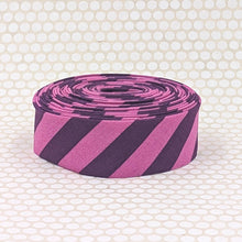 Load image into Gallery viewer, Bias Quilt Binding Tent Stripe Paper Foxglove Purple 1 1/4" Single Fold
