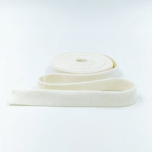 Load image into Gallery viewer, Double Fold Bias Tape 1/2&#39;&#39; Linen Blend Off White
